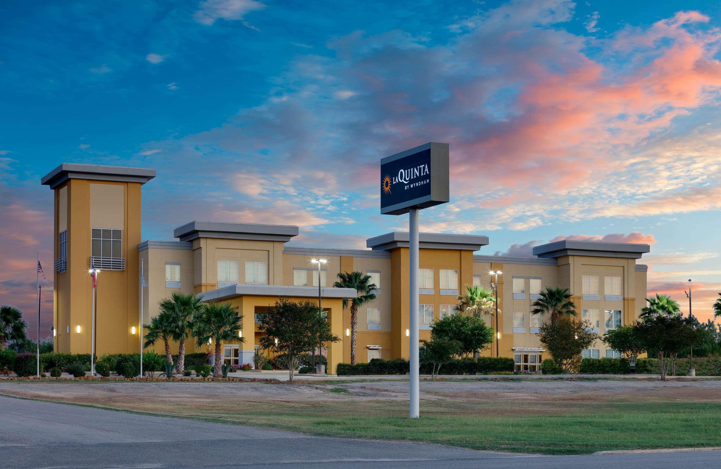 La Quinta By Wyndham Jourdanton - Pleasanton Exterior foto