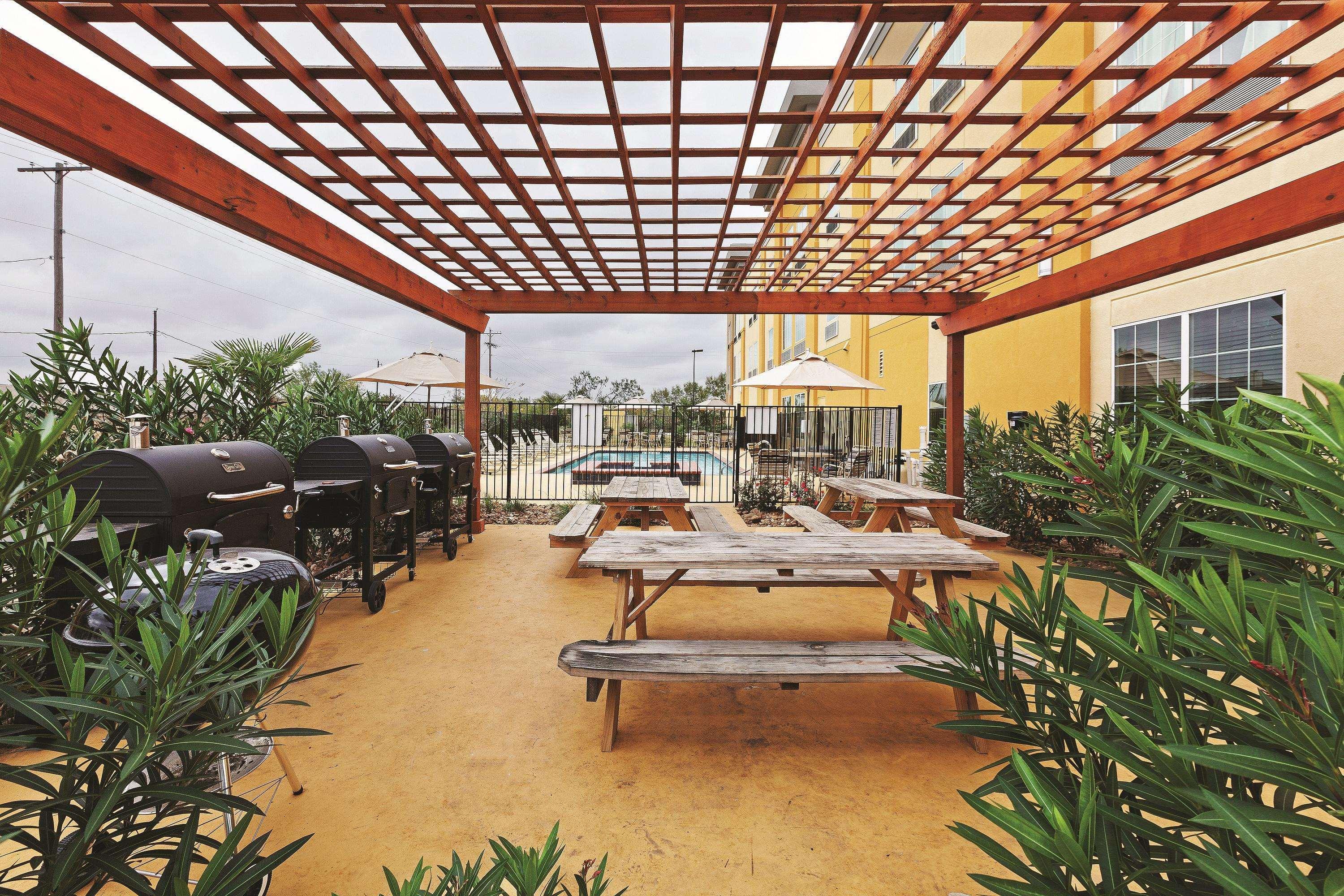 La Quinta By Wyndham Jourdanton - Pleasanton Exterior foto